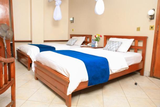 Paris Hotel Nairobi Buitenkant foto